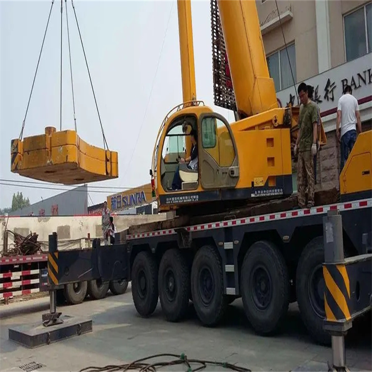 信阳当地吊车出租|机器吊装|75吨|工厂搬迁服务